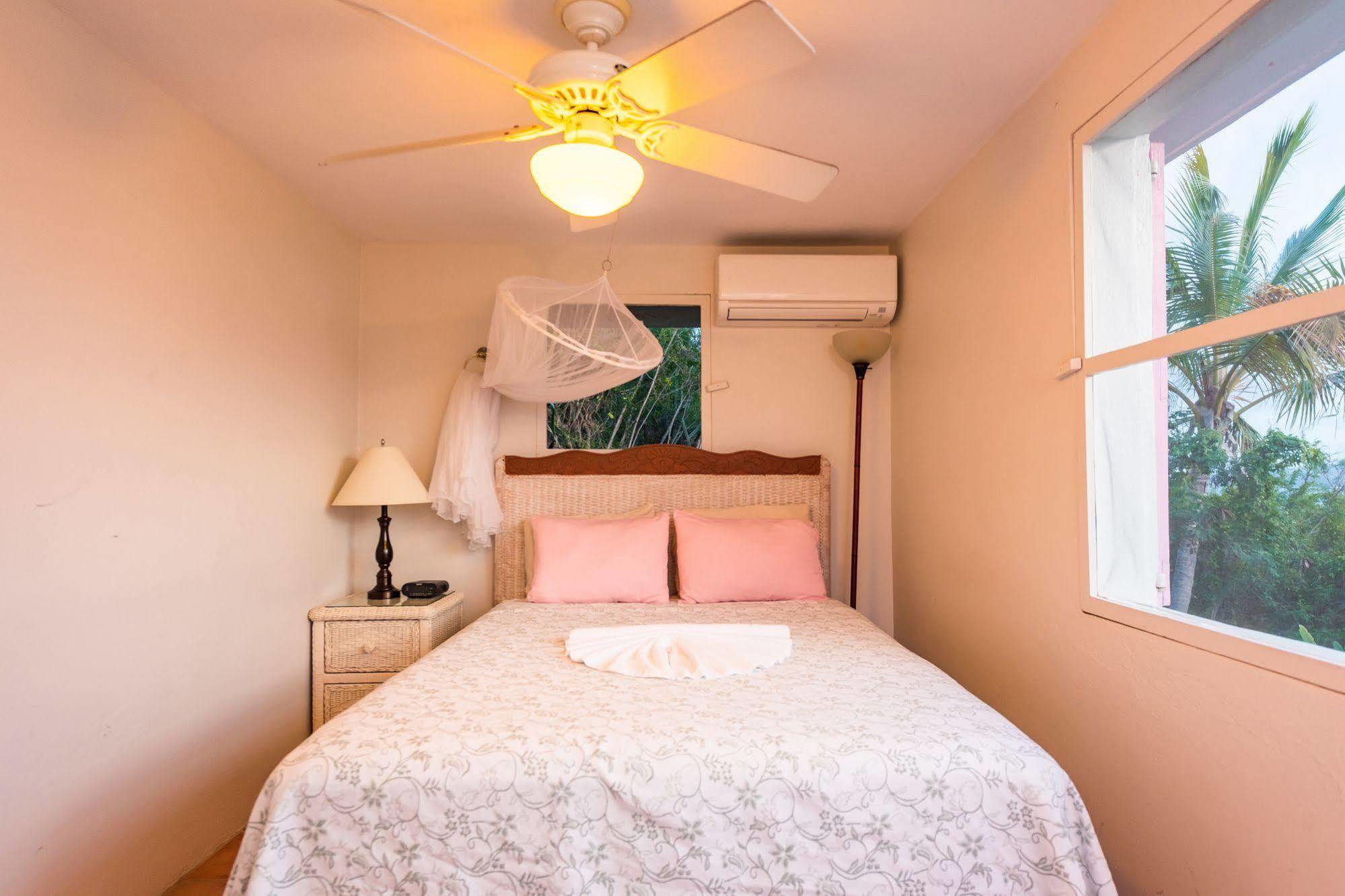 White Bay Villas And Beach Club Jost Van Dyke Buitenkant foto